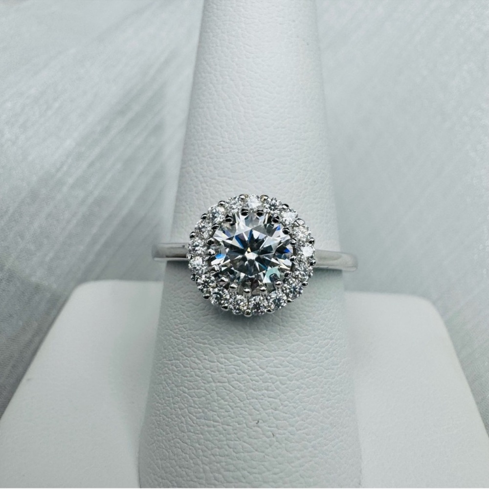 Elegant Silver moissanite diamond ring